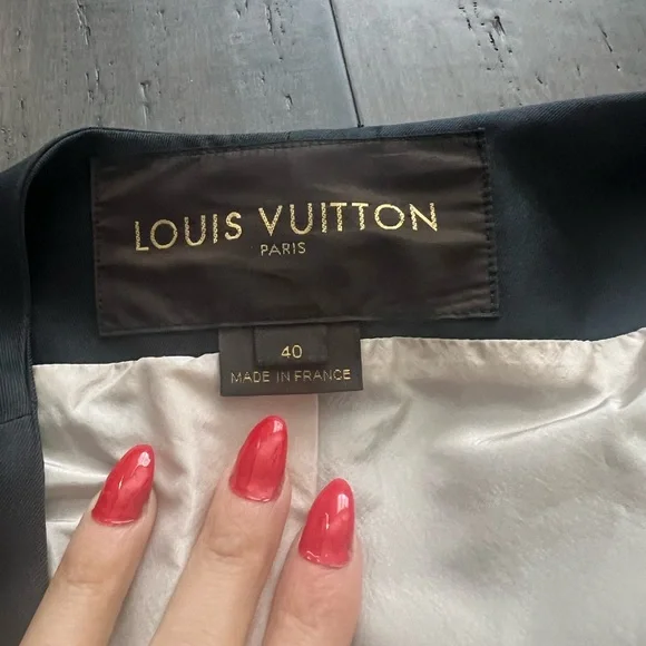 Louis Vuitton dress coat 💯 silk size 2 STUNNING - Picture 4 of 15